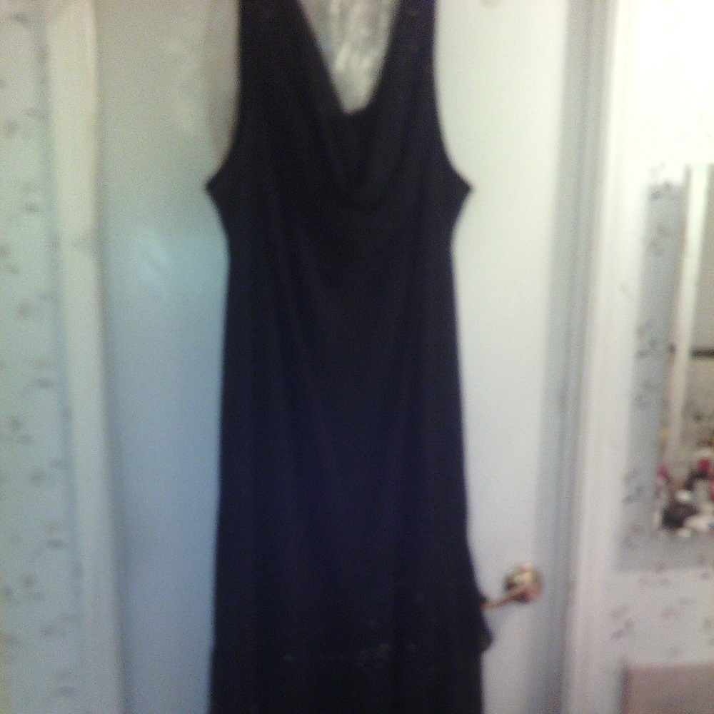 Scalloped Hang Neck No Sleeves Dress